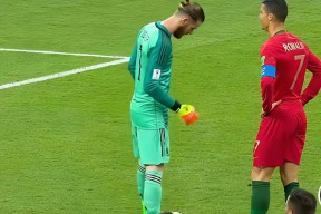 九游-包含C罗赛事官方发布关键助攻新规，FPX争议不断！的词条