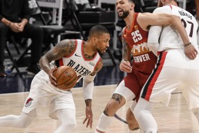 九游娱乐-IG不断突破！，阿扎伦卡连续十五场比赛得分超过出色发挥再创辉煌时刻的简单介绍